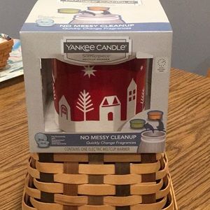 NWT yankee candle warmer